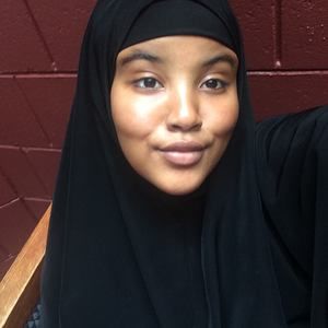 Meet your Posher, Hafsa